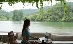 Building design - ESGBihu Digital Nomad Cowork Colive Hub (Lishui)