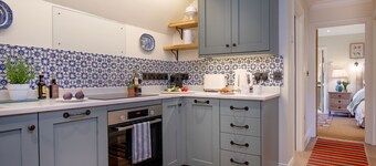 Jerards Stables -  sleeps 4 guests  in 2 bedrooms