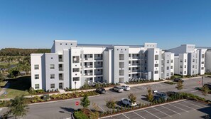 3 bedrooms, Internet - 3191 402 Family Fun 3BR Themed Apt Near Disney (Kissimmee)