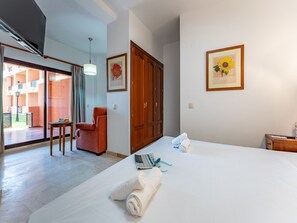 Apartment | 1 bedroom - Beachfront Apartment -don Juan Manilva (Manilva)