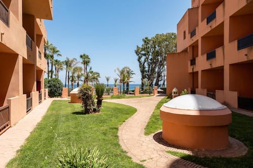 Apartment | Garden