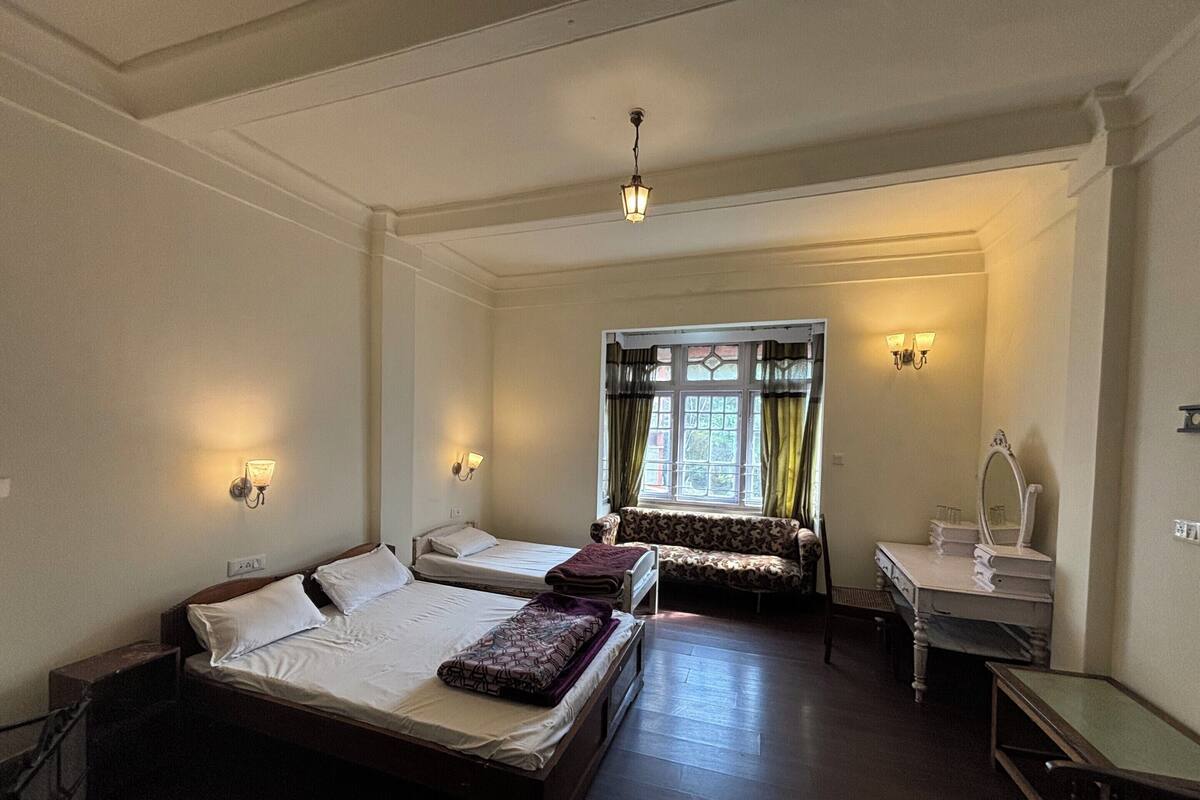 Deluxe Triple Room, City View | Wi-fi percuma, cadar katil 