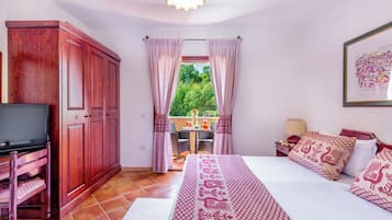 Apartment | 1 bilik tidur, peti besi dalam bilik, katil bayi/kot (surcaj)