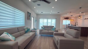 Imagen sin descripción, 3 de 27, botón