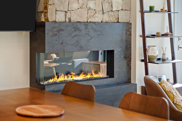 Dining - New! Luxurious Modern Condo in Downtown Winter Park | Views | Balcony (Winter Park)