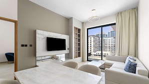 Apartment | 1 bedroom, high-speed internet - New 1-bedroom in Prime Gardens With Pool and gym (Dubai)