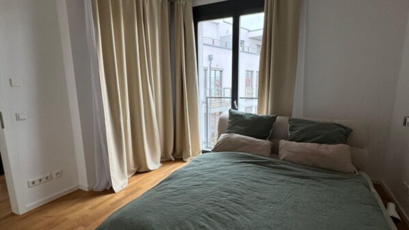 1 chambre, fer et planche à repasser, Wi-Fi, literie fournie