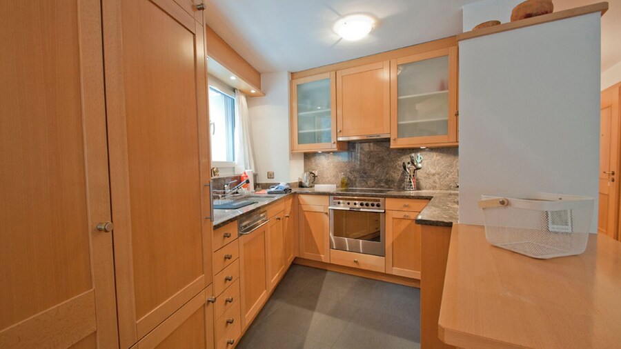 Apartment Lora