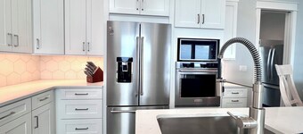 Brand new GULF FRONT, elevator, private pool and beach access, pets welcome!
