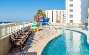 Condo, 4 habitaciones | Alberca | Alberca techada y alberca al aire libre