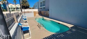 Appart'hôtel, 2 chambres | Piscine