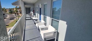 Appart'hôtel, 2 chambres | Terrasse/Patio