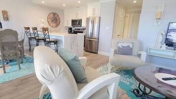 Apartamento, 2 quartos | Área de estar