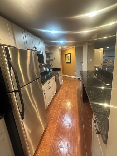 Spacious well decorated 2-bdrm private Lower Level apartment in enjoyable Bowie