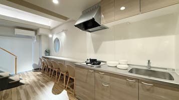 Appartamento Deluxe, balcone | Cucina privata