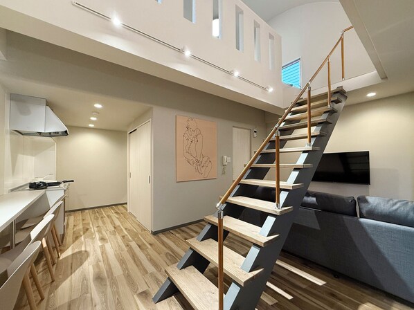 Deluxe Apartment, Balcony | 1 bedroom, iron/ironing board, cots/infant beds, free WiFi - Clio Matoba 501 (Hiroshima)