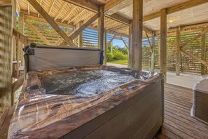 室外 SPA 浴池
