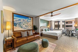 1 bedroom, iron/ironing board, WiFi, bed sheets - Grand Lodge Studio 412 — Ski-In/Out Mt CB, Hot Tub & Pool, Pets OK (Crested Butte)