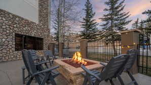 Unclassified image, 4 of 25, button - Grand Lodge 412 & 414 — Pets OK | Hot Tub | Pool | Sleeps 8 (Crested Butte)