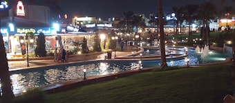 Ensuite 3 bedrooms , 3 bathrooms Cairo Rehab Gated community 24/7 security