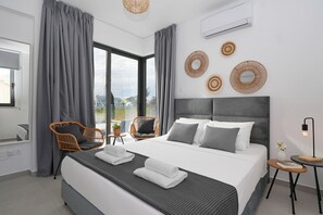 3 bedrooms, iron/ironing board, Internet, bed sheets - Villa VITALIA - 3Bed all En-suite with Private Pool (Paralimni)