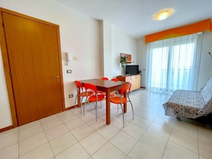 Apartment | Living room - Apartment in Caorle Near Adriatic Sea (Caorle)
