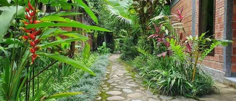 Romantic Bungalow | Property grounds