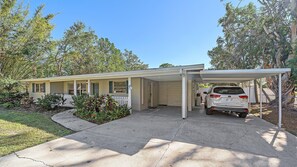 Exterior - Charming 3BR Coastal Home Near Trails, Shops (Sarasota)