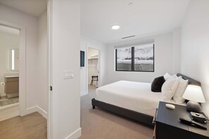 3 chambres, lit parapluie, Wi-Fi, draps fournis