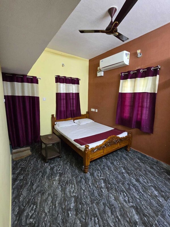 2 Schlafzimmer, Bügeleisen/Bügelbrett, WLAN