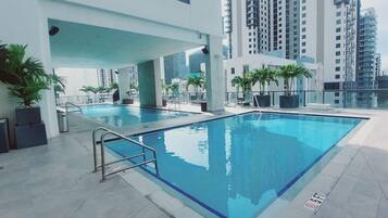 Piscina a l'aire lliure