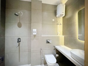 Deluxe Double Room, 1 Double Bed, Non Smoking, City View | Bathroom | Shower, hair dryer, slippers, towels - OPUS (New Delhi)
