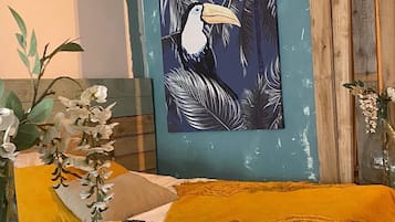 1 chambre, fer et planche à repasser, Wi-Fi, draps fournis