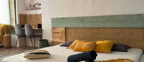 1 slaapkamer, een strijkplank/strijkijzer, wifi, beddengoed