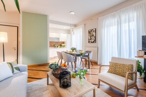 2 bedrooms - The City Terrace Apartment (Lucca)