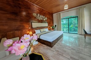 Deluxe Double Room, 1 King Bed, Non Smoking, Lake View - Hidden Valley Eco Retreat Trang An (Hoa Lu)