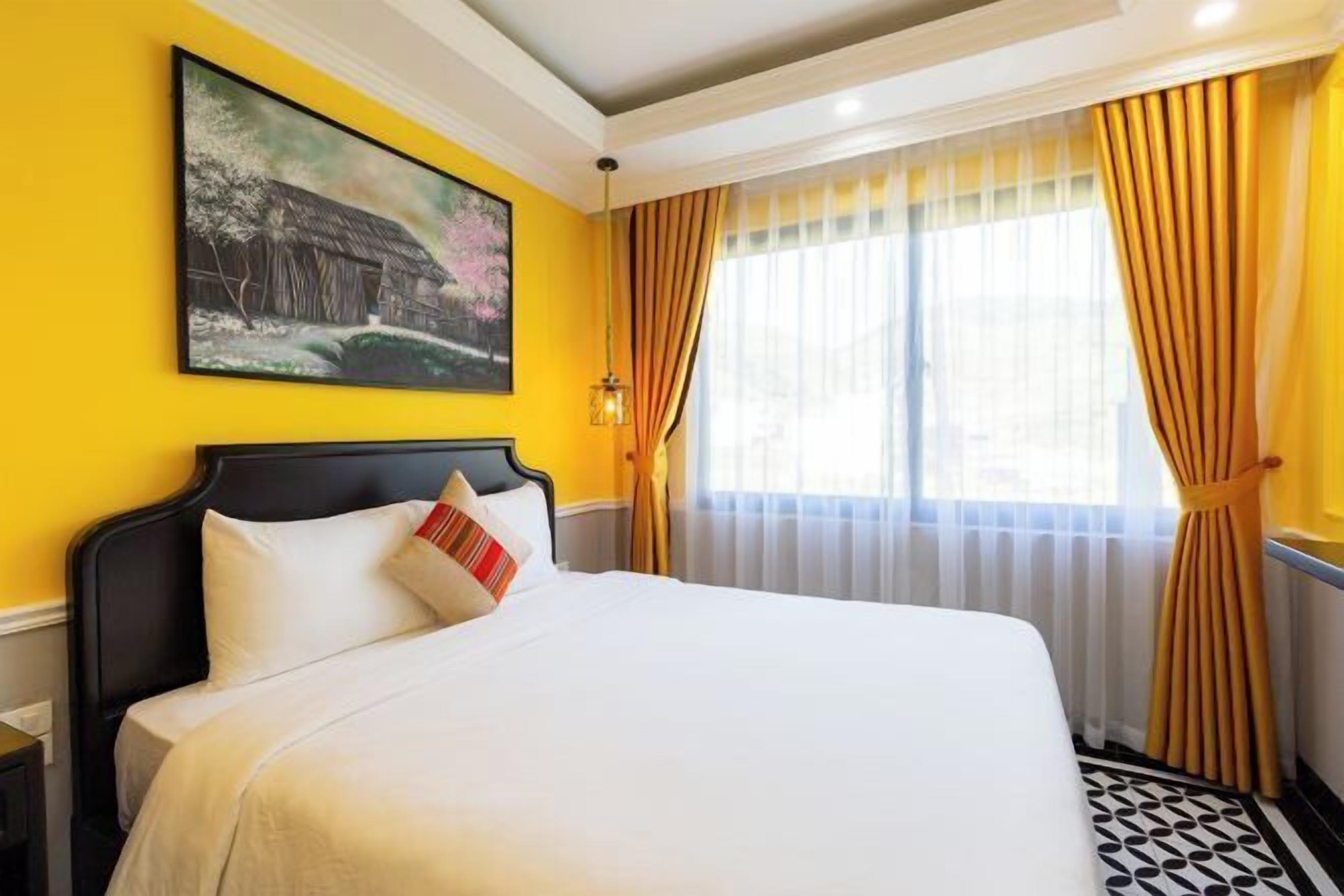 Pillow-top beds, minibar, desk, laptop workspace