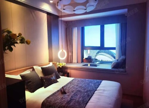 3-bedroom, 2 bedroom, 1 livingroom, 1 kitchen with washer-dryer, WiFi, AC 