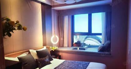 3-bedroom, 2 bedroom, 1 livingroom, 1 kitchen with washer-dryer, WiFi, AC