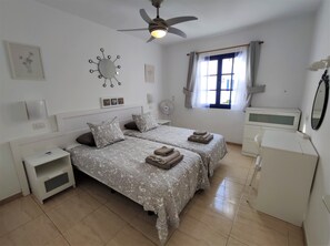 1 habitación y caja de seguridad en la habitación 