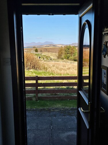 Coastal,Rural& Cosy!NC500,Byforest  with plenty wildlife,Home from home!