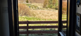 Coastal,Rural& Cosy!NC500,Byforest with plenty wildlife,Home from home!
