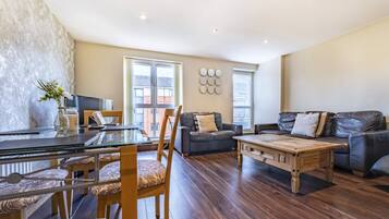 Căn hộ, 3 phòng ngủ, ban công | Phòng ăn