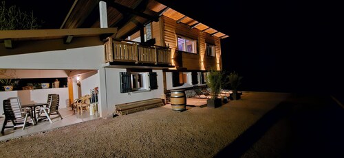 New: renovated chalet for rent near Gérardmer mountain view enclosed grounds