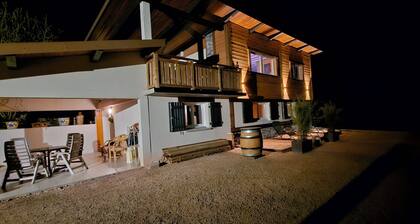 New: renovated chalet for rent near Gérardmer mountain view enclosed grounds