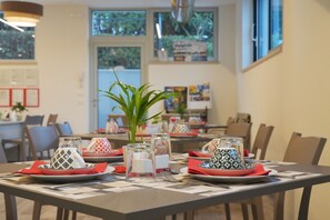 Free daily buffet breakfast - CAMERE DA MIRELLA  (Lazise)
