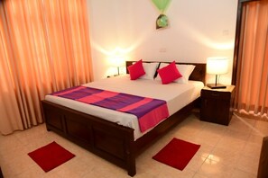 3 bedrooms, WiFi, bed sheets