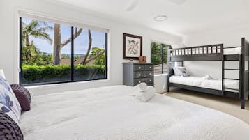 5 bedrooms, iron/ironing board, travel cot, free WiFi