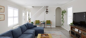 Cozy 3 bedroom home by the beach with designated work space