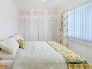 3 soverom, wi-fi (inkludert) og sengetøy